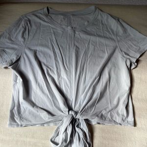 Lululemon crop tee